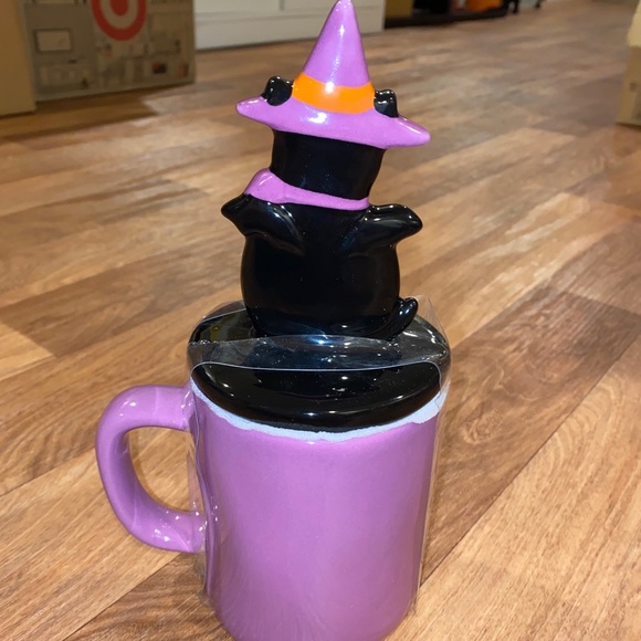 Rae Dunn Beware Mug with Cat Topper - Picture 2 of 2